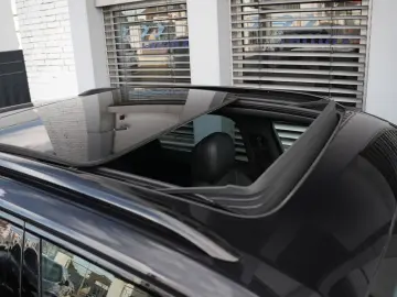 Cayenne E-Hybrid SPORTDESIGN-LUFTF-PANO-HUD-VOLL