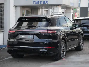 Cayenne E-Hybrid SPORTDESIGN-LUFTF-PANO-HUD-VOLL