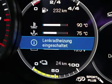 Cayenne E-Hybrid SPORTDESIGN-LUFTF-PANO-HUD-VOLL
