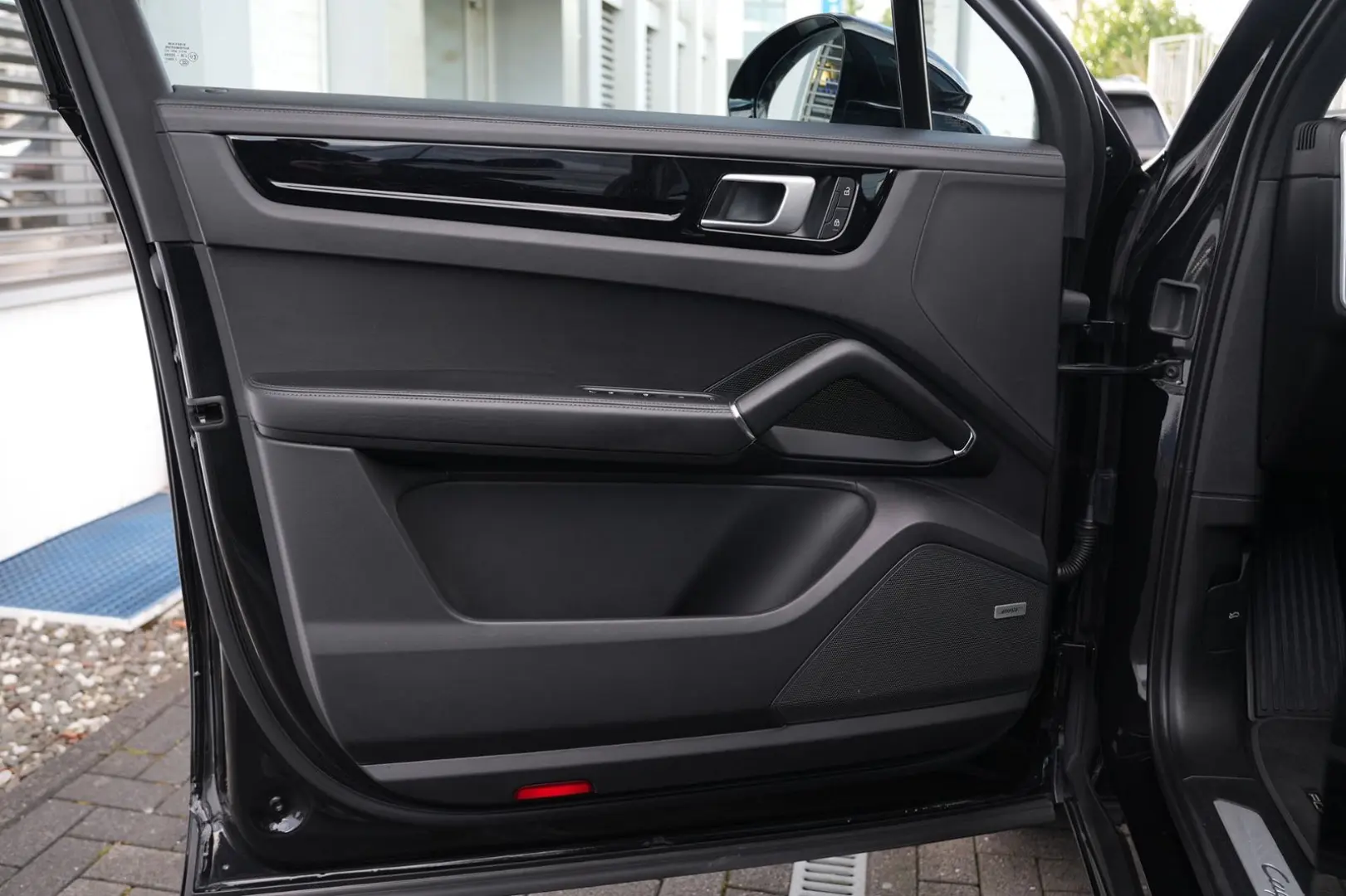 Cayenne E-Hybrid SPORTDESIGN-LUFTF-PANO-HUD-VOLL