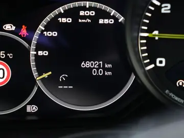 Cayenne E-Hybrid SPORTDESIGN-LUFTF-PANO-HUD-VOLL