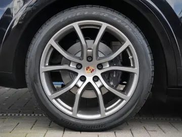 Cayenne E-Hybrid SPORTDESIGN-LUFTF-PANO-HUD-VOLL