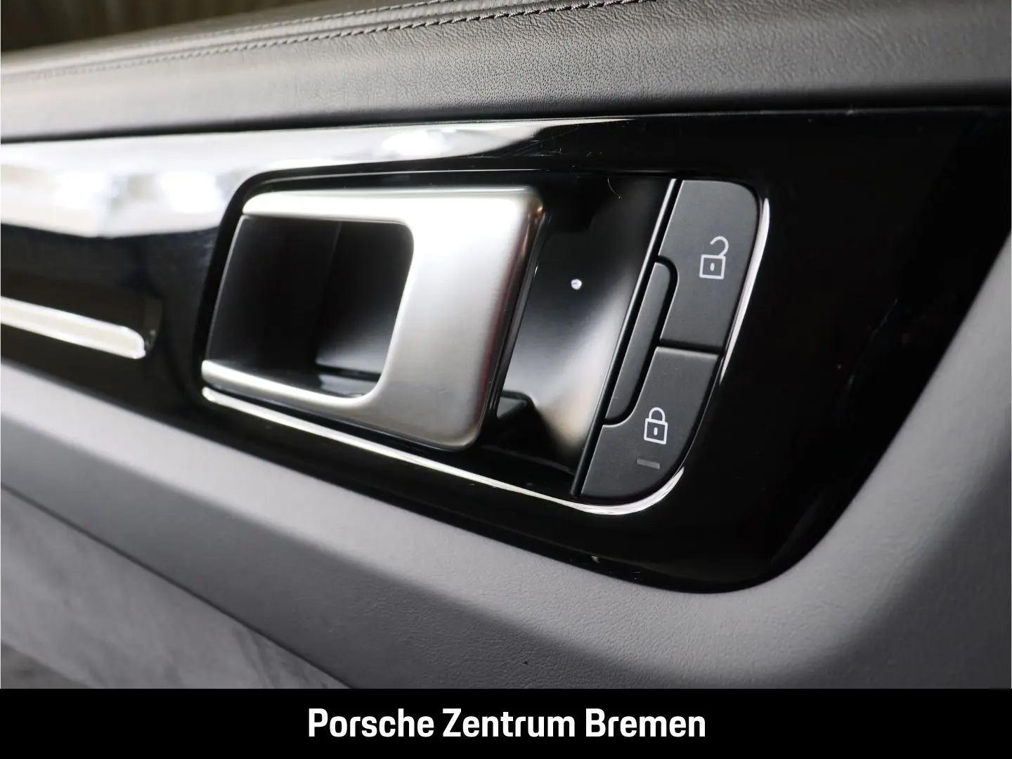 Cayenne GTS Bose LED-Matrix Panorama PASM 21-Zol