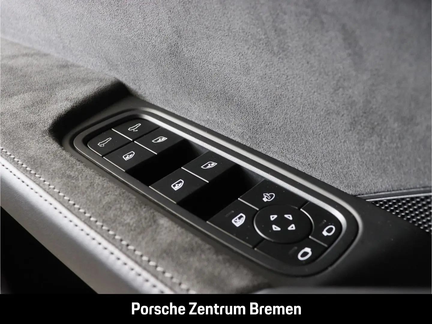 Cayenne GTS Bose LED-Matrix Panorama PASM 21-Zol