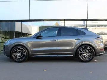 Cayenne Coupe