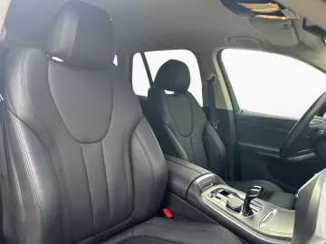 X5 xDrive45e 19  Sports. LCProf. Luftfeder. Navi