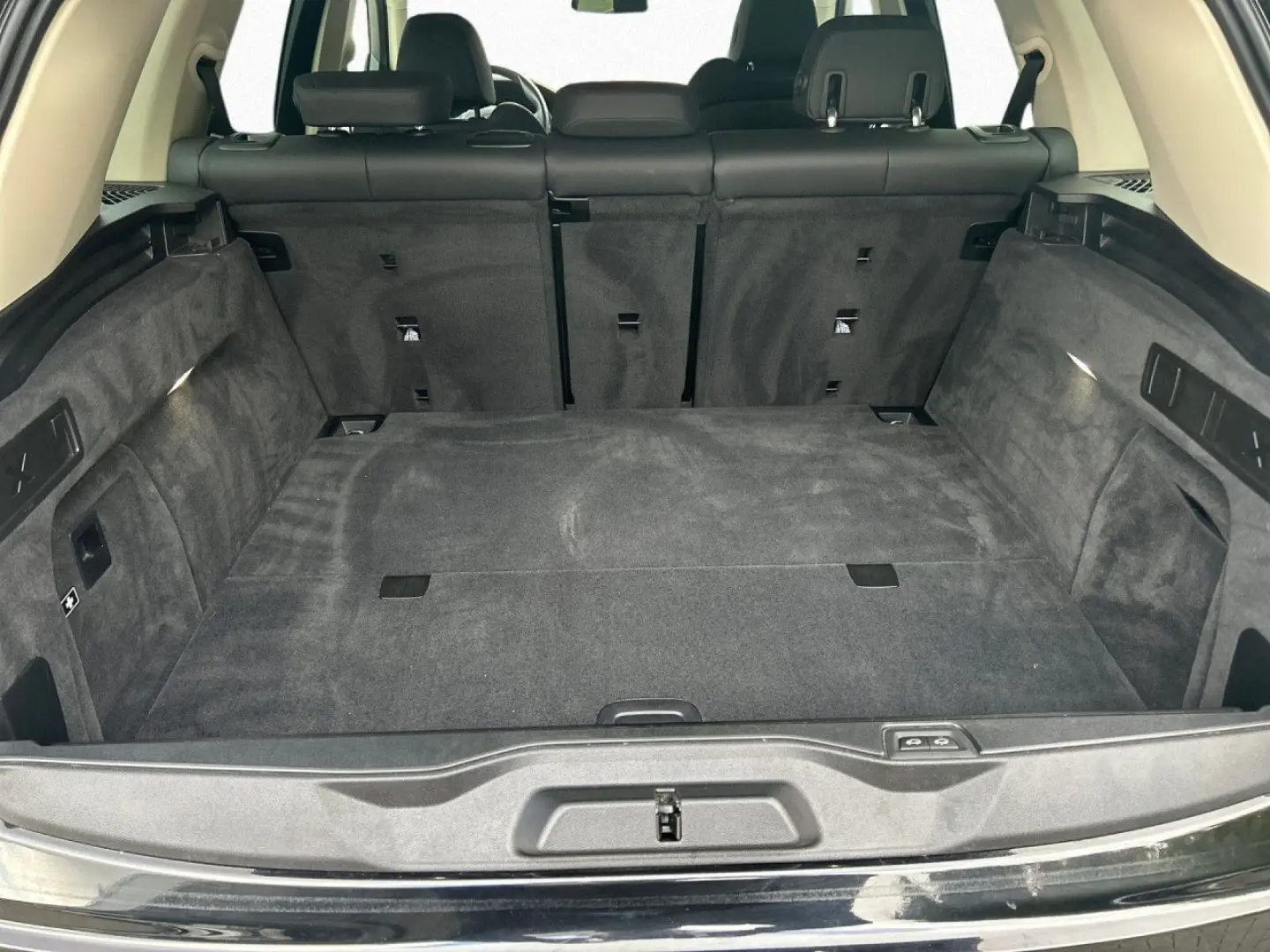 X5 xDrive45e 19  Sports. LCProf. Luftfeder. Navi