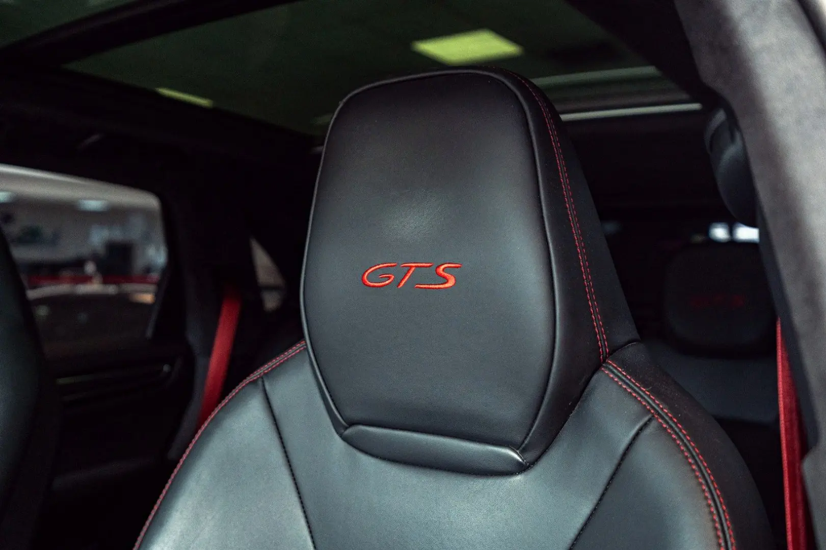 Cayenne GTS HAL Sportdesign Carbon 360  Inno HUD