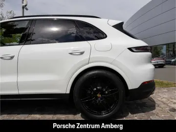 Cayenne E-Hybrid Luftfeder BOSE InnoDrive Panora