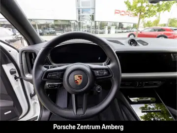 Cayenne E-Hybrid Luftfeder BOSE InnoDrive Panora