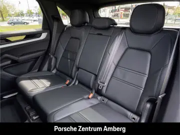 Cayenne E-Hybrid Luftfeder BOSE InnoDrive Panora