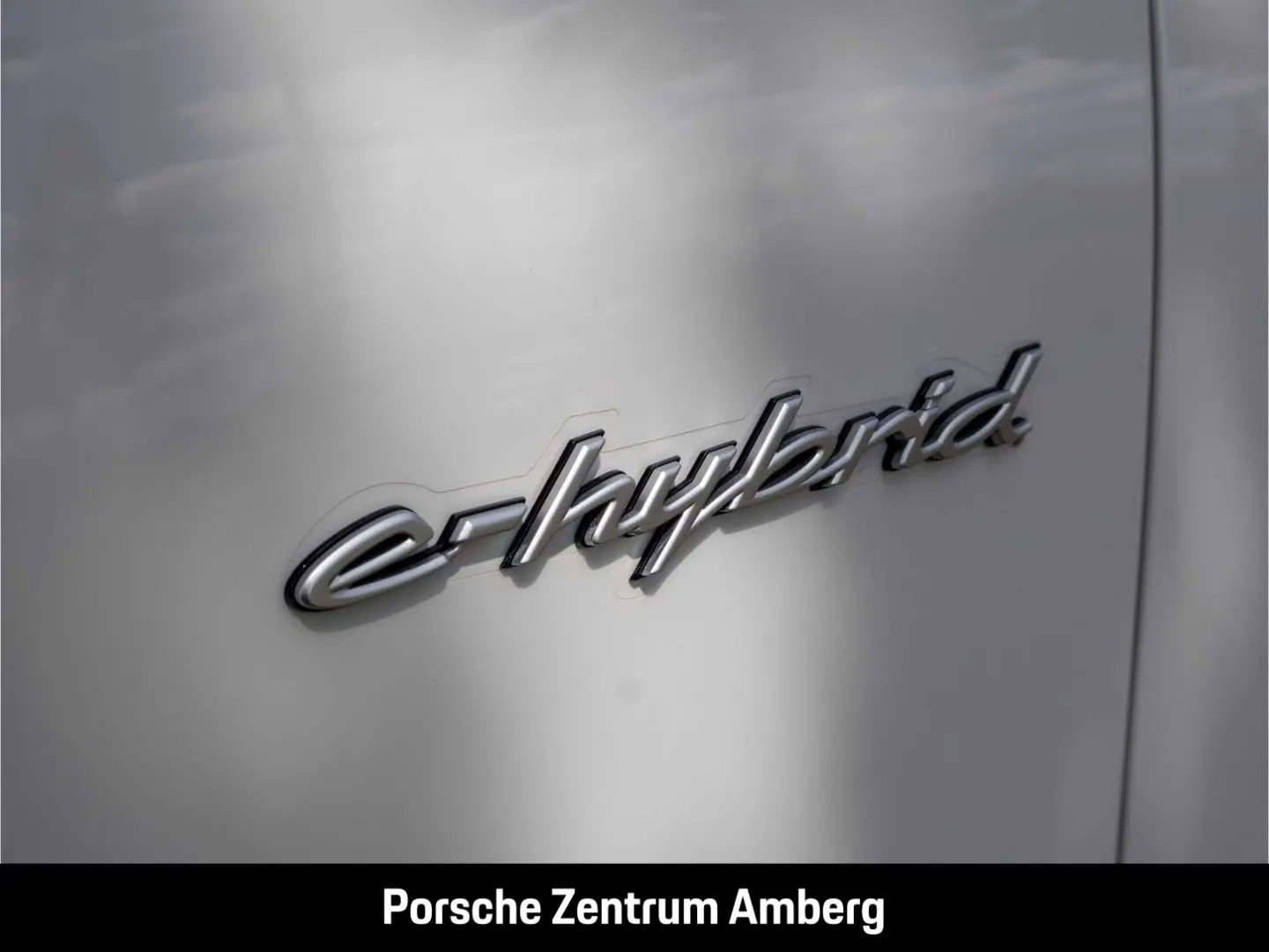 Cayenne E-Hybrid Luftfeder BOSE InnoDrive Panora