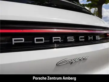 Cayenne E-Hybrid Luftfeder BOSE InnoDrive Panora