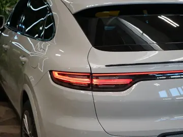 Cayenne E-HYBRID COUPÉ PLATINUM PANO 360