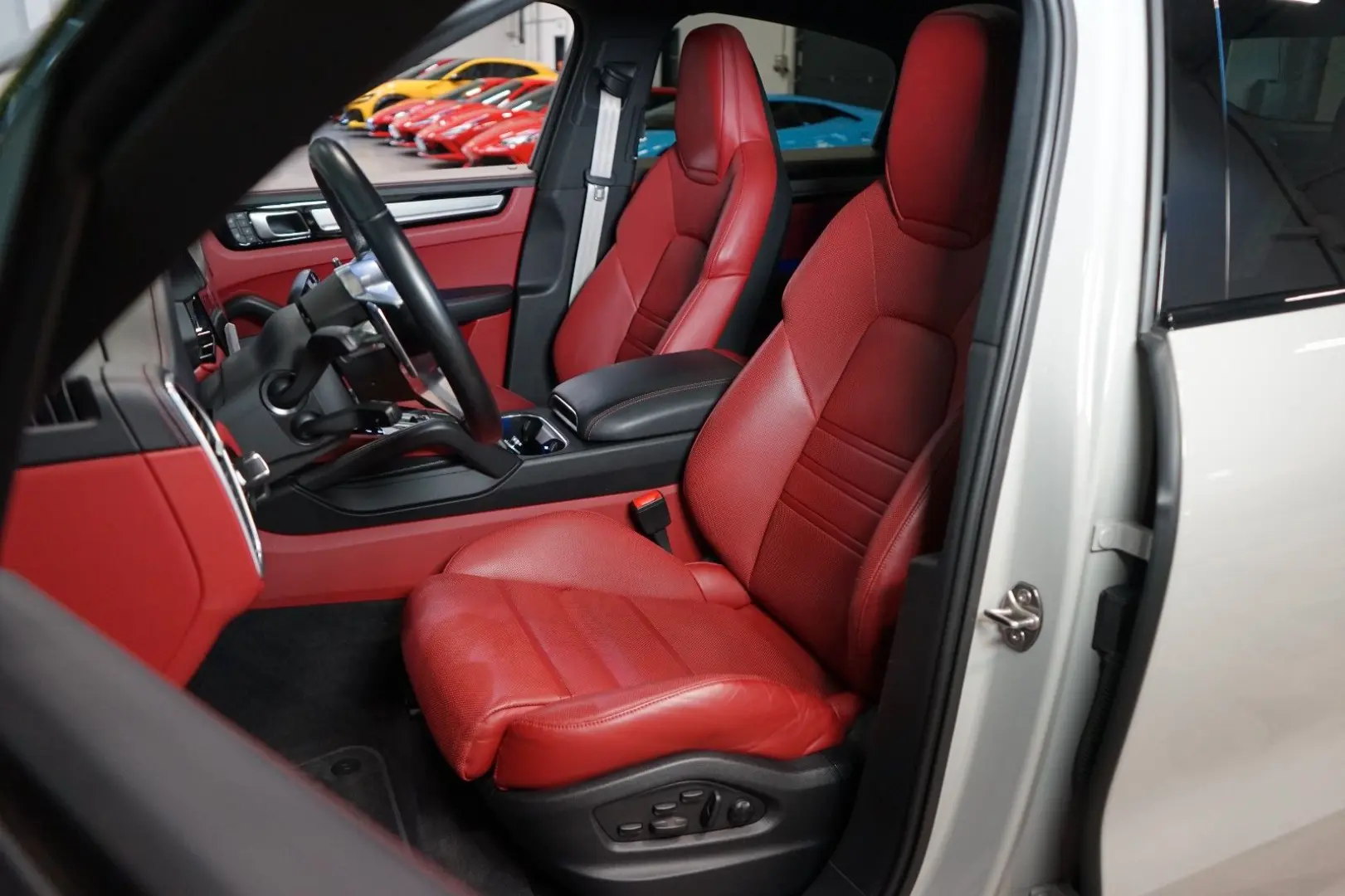 Cayenne E-HYBRID COUPÉ PLATINUM PANO 360