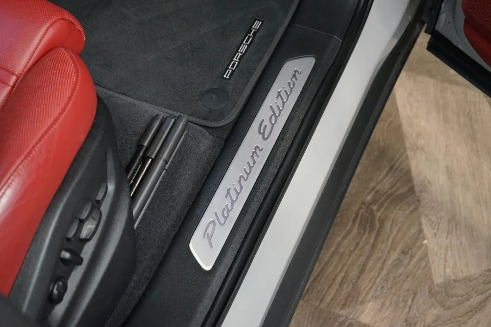 Cayenne E-HYBRID COUPÉ PLATINUM PANO 360