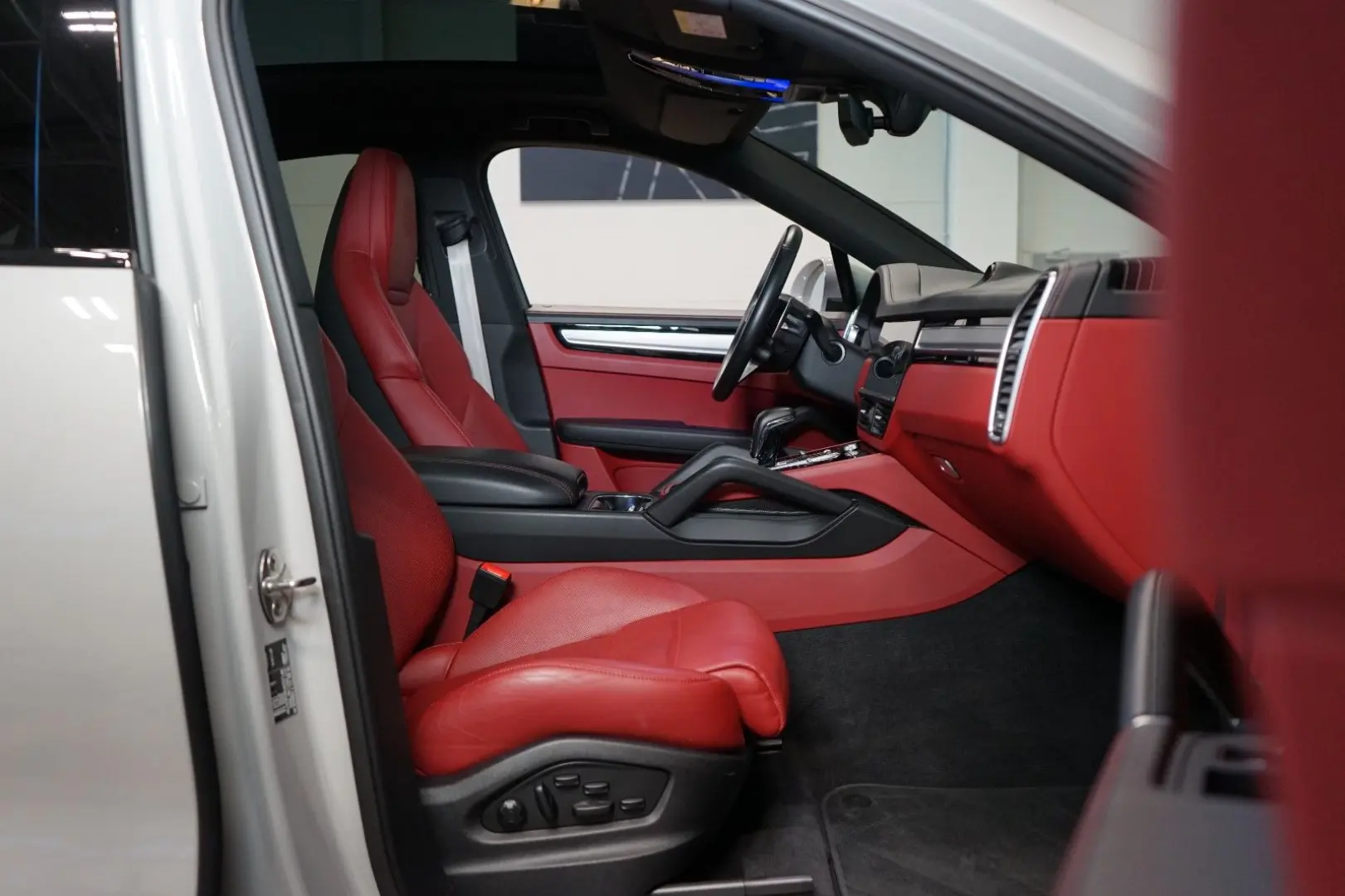 Cayenne E-HYBRID COUPÉ PLATINUM PANO 360