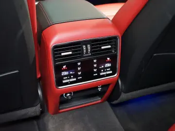 Cayenne E-HYBRID COUPÉ PLATINUM PANO 360