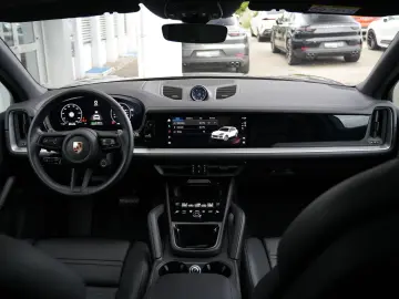 E-Hybrid MY24-INNODRIVE-ACC-LUFTF.-PANO-BOSE-RS