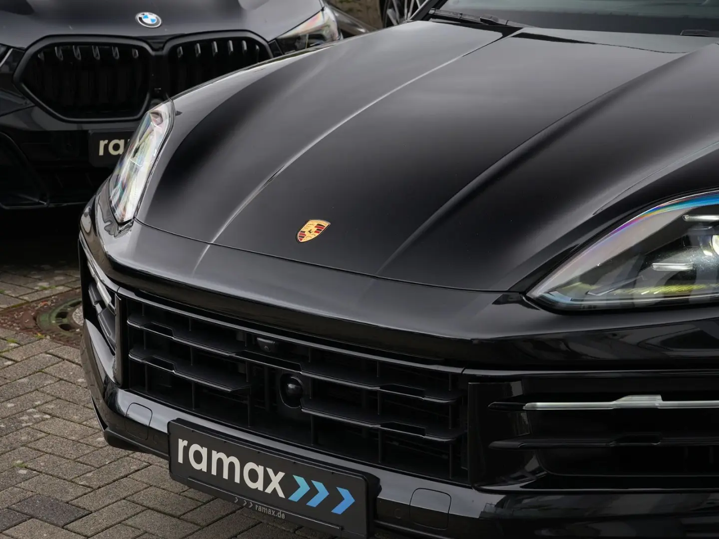 E-Hybrid MY24-INNODRIVE-ACC-LUFTF.-PANO-BOSE-RS