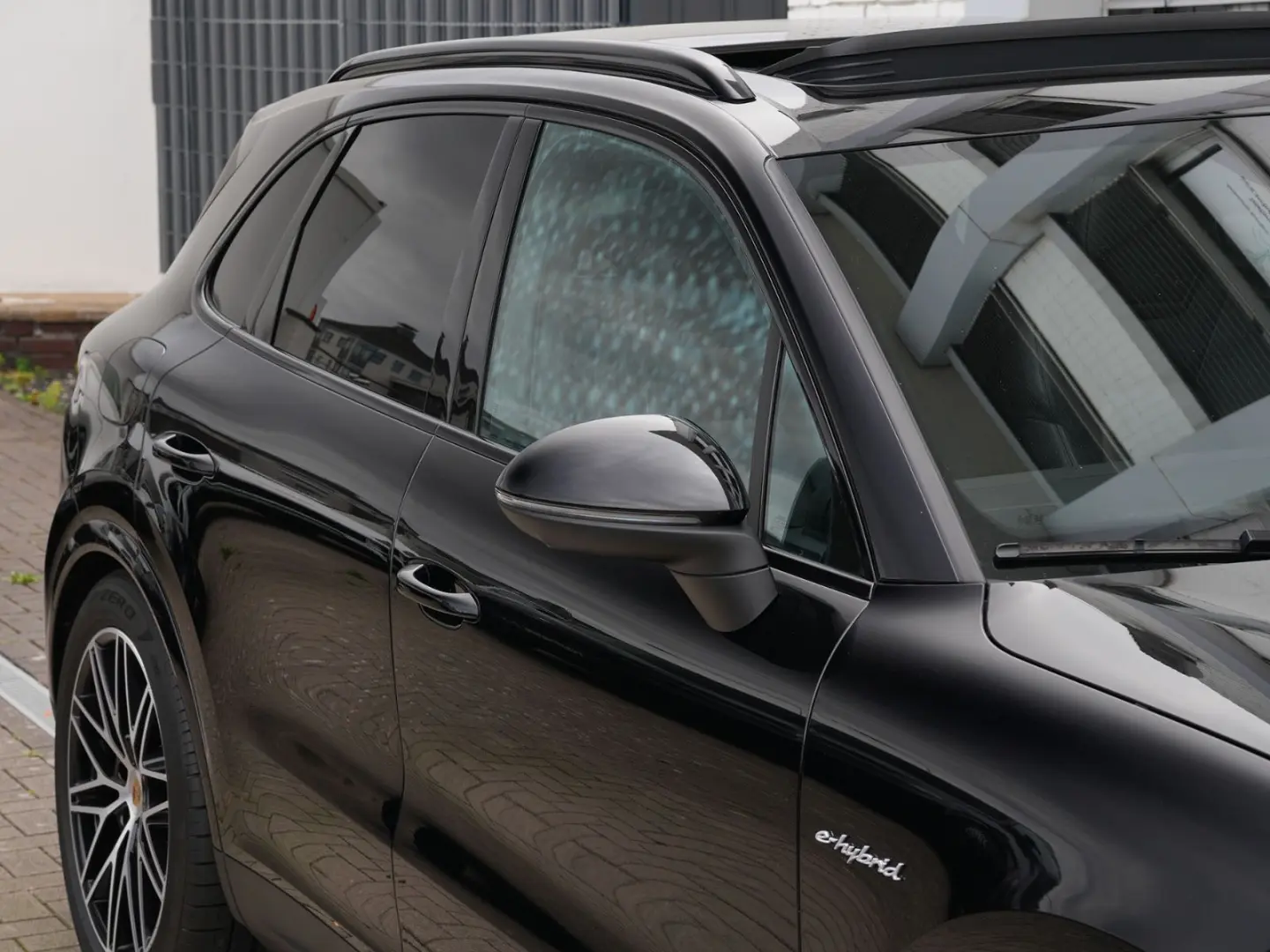 E-Hybrid MY24-INNODRIVE-ACC-LUFTF.-PANO-BOSE-RS