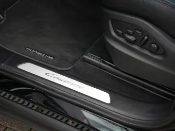 E-Hybrid MY24-INNODRIVE-ACC-LUFTF.-PANO-BOSE-RS