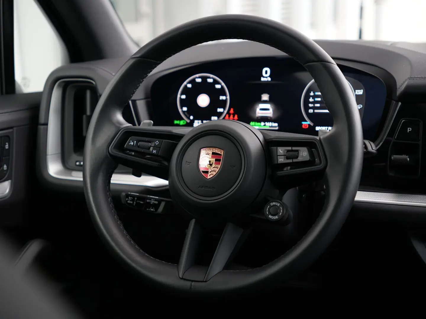 E-Hybrid MY24-INNODRIVE-ACC-LUFTF.-PANO-BOSE-RS