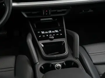 E-Hybrid MY24-INNODRIVE-ACC-LUFTF.-PANO-BOSE-RS