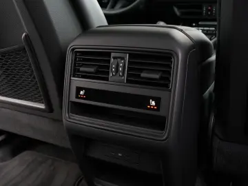 E-Hybrid MY24-INNODRIVE-ACC-LUFTF.-PANO-BOSE-RS