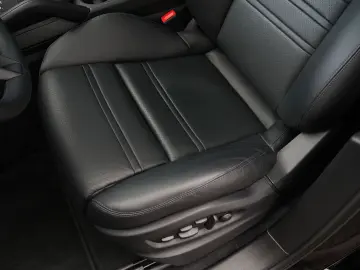 E-Hybrid MY24-INNODRIVE-ACC-LUFTF.-PANO-BOSE-RS