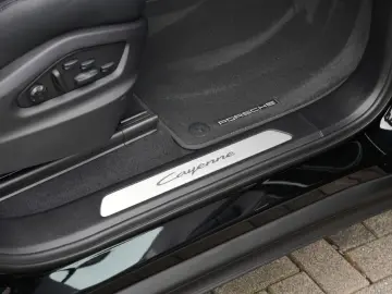 E-Hybrid MY24-INNODRIVE-ACC-LUFTF.-PANO-BOSE-RS