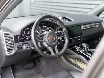 Cayenne E-Hybrid 1.Hd. MwSt. ausweisbar