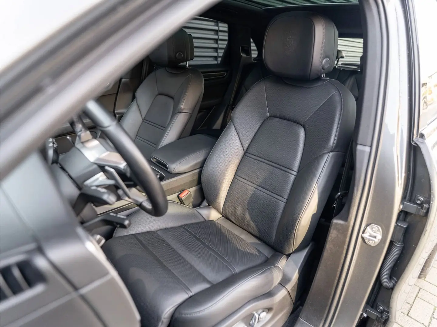 Cayenne E-Hybrid 1.Hd. MwSt. ausweisbar