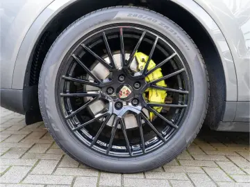 Cayenne E-Hybrid 1.Hd. MwSt. ausweisbar