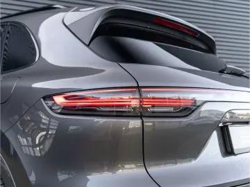 Cayenne E-Hybrid 1.Hd. MwSt. ausweisbar