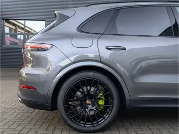 Cayenne E-Hybrid 1.Hd. MwSt. ausweisbar