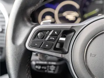 Cayenne E-Hybrid 1.Hd. MwSt. ausweisbar