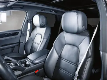 Cayenne Panoramadach Luftfederung BOSE