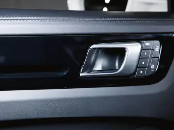 Cayenne Panoramadach Luftfederung BOSE