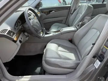 MERCEDES-BENZ E200 AVANGARDE