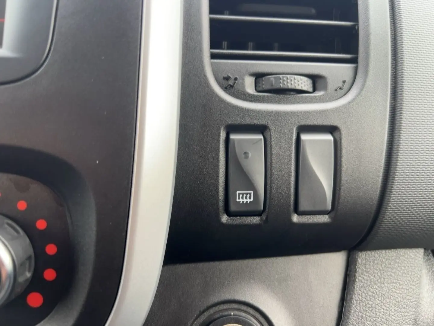 Trafic COMBI LIFE L1H1 3 0t dCi 120