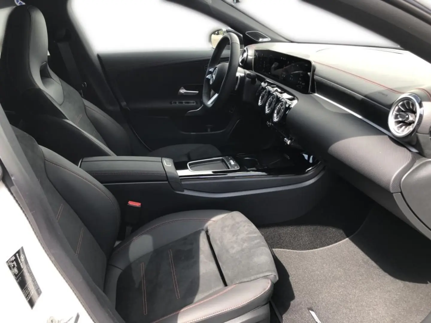 CLA 220 d Coupe  EditionAMG 19Z Night Pano AHK