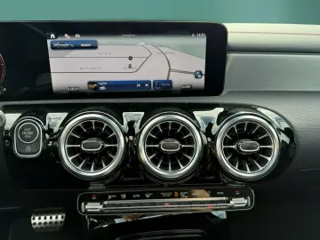 CLA 220 d AMG NIGHT DISTR PANO BURM 360 HUD MLED