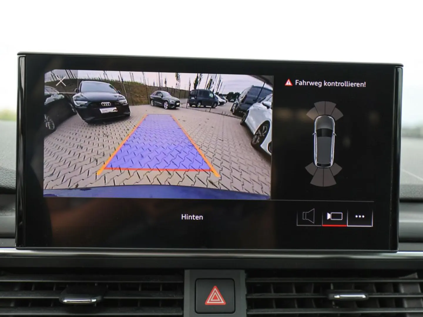 A4 Avant S line 40 TFSI S tronic ACC PANO LED BT