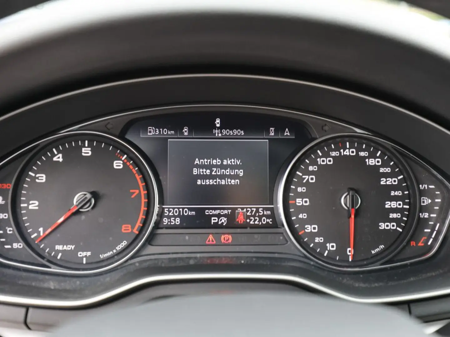 A4 Avant S line 40 TFSI S tronic ACC PANO LED BT