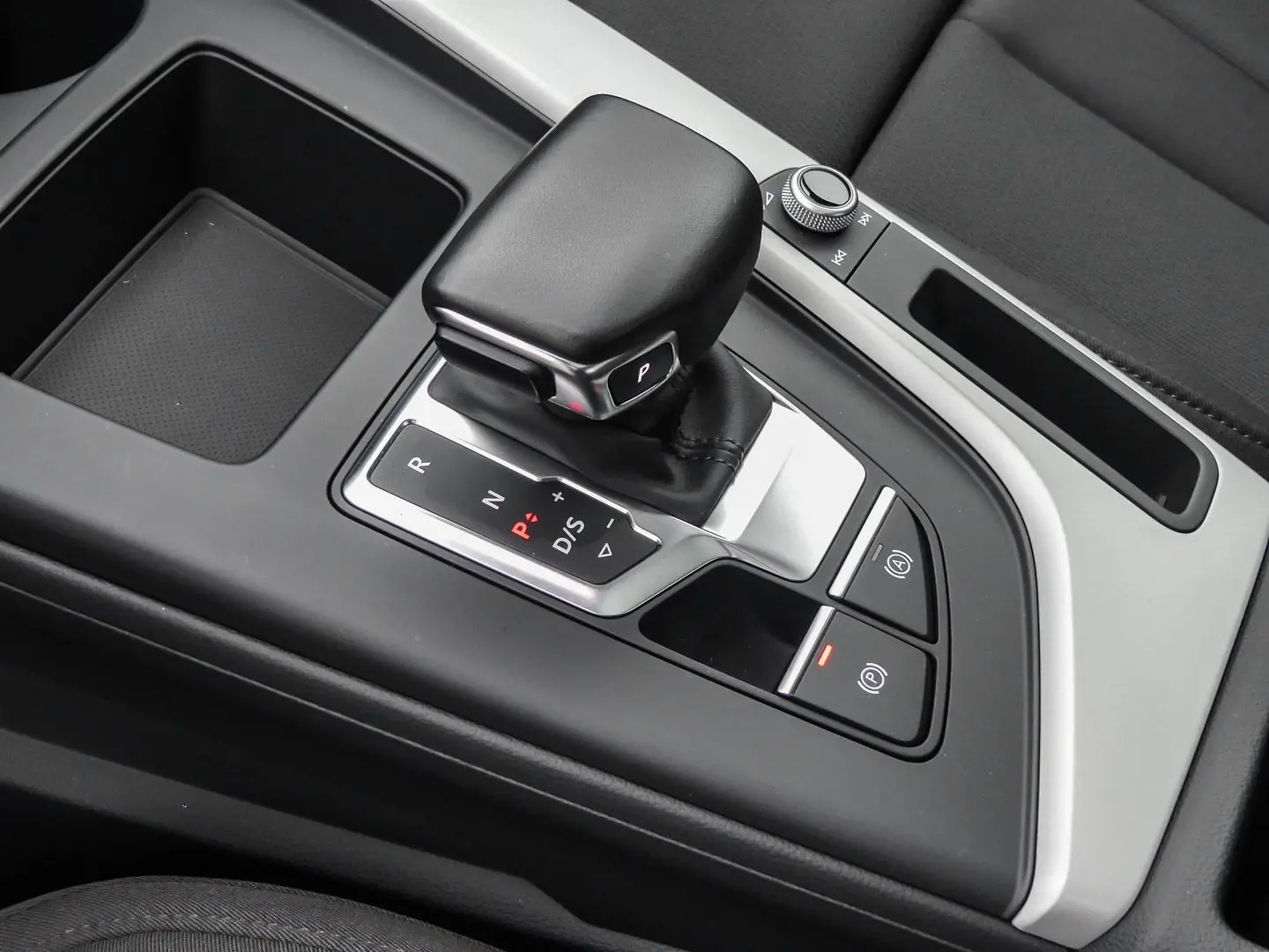 A4 Limousine advanced 40 TFSI quattro Tiptronic