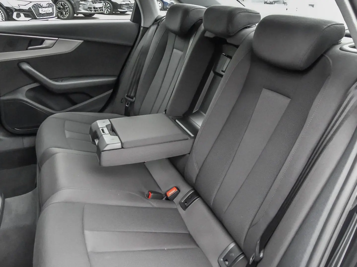 A4 Limousine advanced 40 TFSI quattro Tiptronic