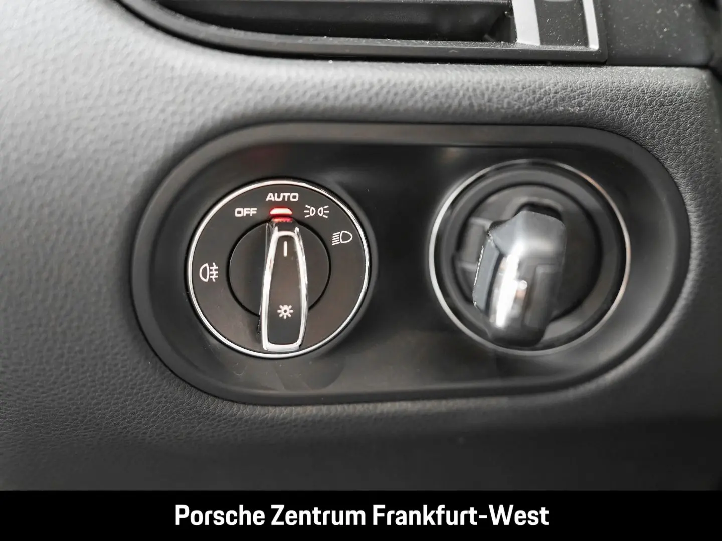 Macan Rückfahrkamera nur 52.627 km 1-Hand LED