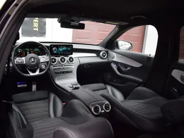 Mercedes Benz C300 DE Plug-In Hybrid 2020 AMG Line