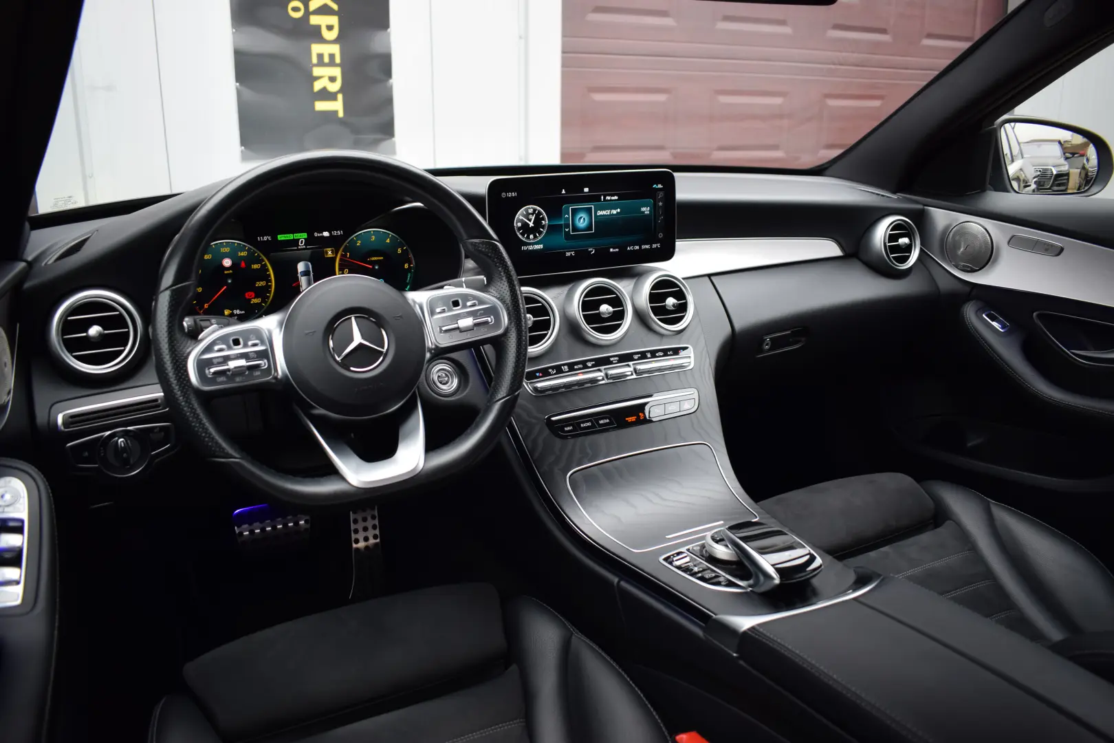 Mercedes Benz C300 DE Plug-In Hybrid 2020 AMG Line